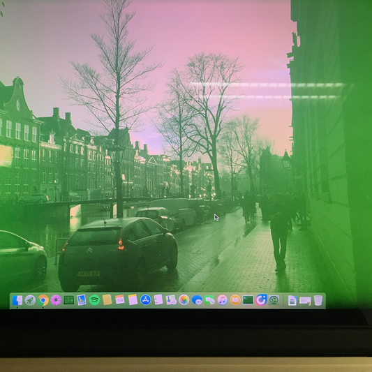 How to solve the problem of macbook screen color is not normal?