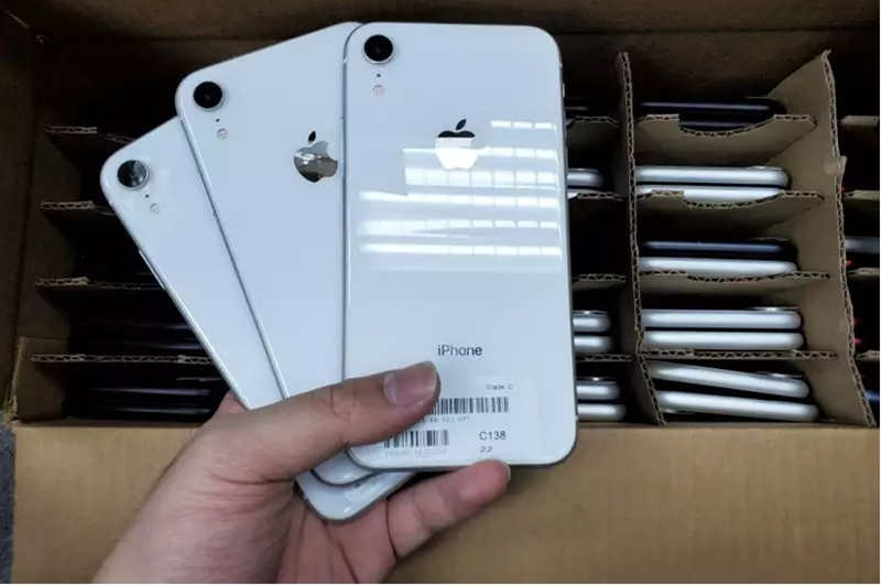 How To Sell Used Cell Phones in Bulk to a Buyback Company
