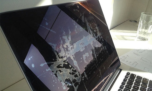 How to change Macbook LCD screen?