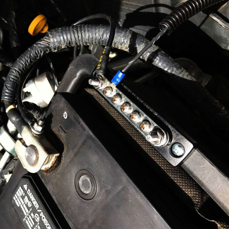 5 Way Power Distribution Bus Bar 5-bit Single Distribution Box for Car / RV / Boat, 5-bit