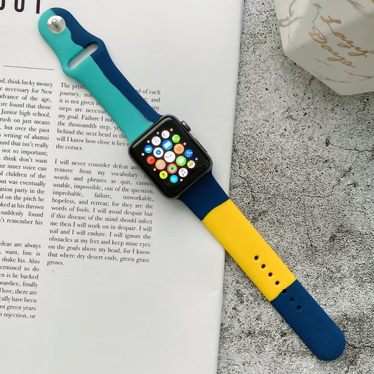 Farbige Silikon-Ersatzarmbänder für Apple Watch Series 6 & SE & 5 & 4 44mm / 3 & 2 & 1 42mm, für Apple Watch 44mm/42mm (Schwarz+Rot+Weiß), für Apple Watch 44mm/42mm (Hellblau+Dunkelblau+Gelb)