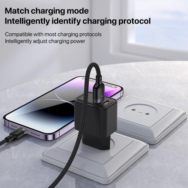 Yesido 12W 2.4A USB to 8 Pin Charging Data Cable