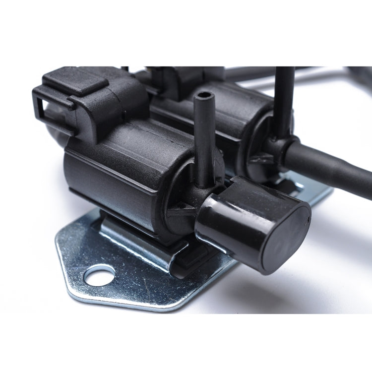 Car Vacuum Wheel Clutch Control Solenoid Valve K5T47776 for Mitsubishi Pajero L200 L300, For Mitsubishi Pajero L200 L300