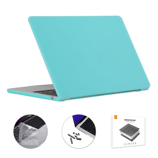 Pour MacBook Air 13.6 2022/2024 A2681 M2 / A3113 M3 Version UE ENKAY Coque rigide mate 3 en 1 pour ordinateur portable avec film de protection de clavier en TPU / Bouchons anti-poussière, 3 en 1 Version UE