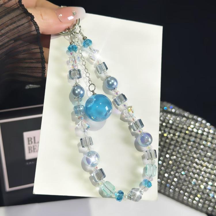 Cloud Glow-In-The-Dark Bead Pendant Mobile Phone Chain