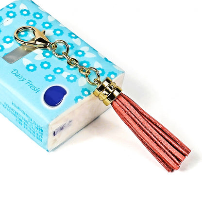 LS01 Porte-clés en alliage de zinc avec pompon, pendentif de sac de voiture