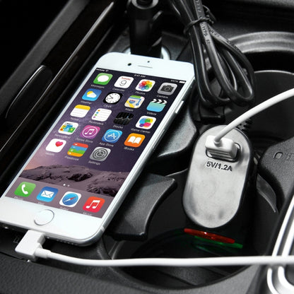 Olesson Chargeur de voiture USB 1,2 A pour allume-cigare avec lumière LED colorée, design épuré, 1631