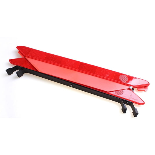 Reflecting Warning Triangle, Triangle