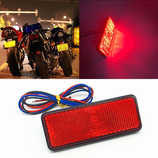 2 PCS Moto Voiture Remorque DC 12-15V 24 LED Feu Clignotant Réflecteur Lampe Carrée Arrière, Couleur de la Lumière : Rouge (Fixe + Clignotant)