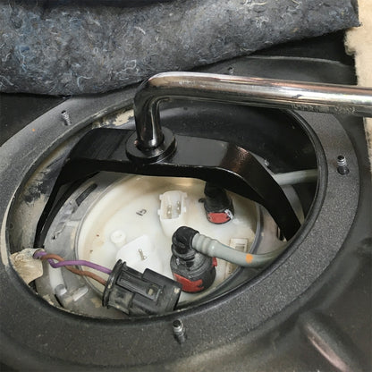 Outil de bague de verrouillage de réservoir de carburant de voiture ZK-057, outil de retrait et d'installation de capteurs de pompe à carburant pour Mercedes-Benz W204 W207 W212, ZK-057