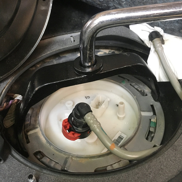 Outil de bague de verrouillage de réservoir de carburant de voiture ZK-057, outil de retrait et d'installation de capteurs de pompe à carburant pour Mercedes-Benz W204 W207 W212, ZK-057