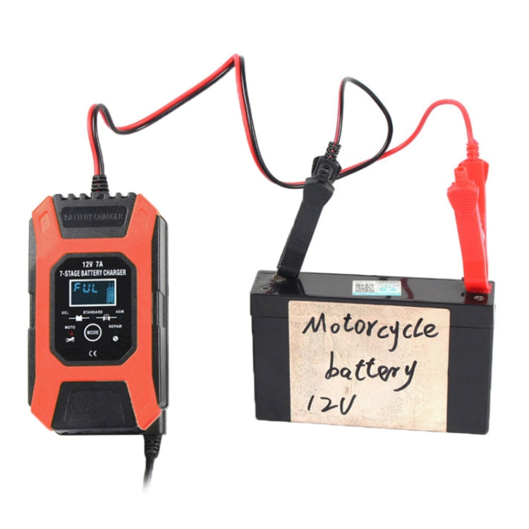 FOXSUR Auto- / Motorrad-Reparatur-Ladegerät 12V 7A 7-stufig + Mehrfach-Batterie-Modus Bleisäure-Batterieladegerät, US-Stecker, EU-Stecker, UK-Stecker
