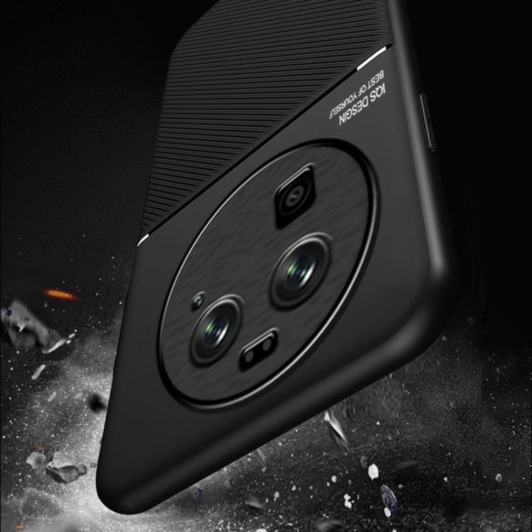 Classic Tilt Strip Grain Magnetic PC Hybrid TPU Phone Case