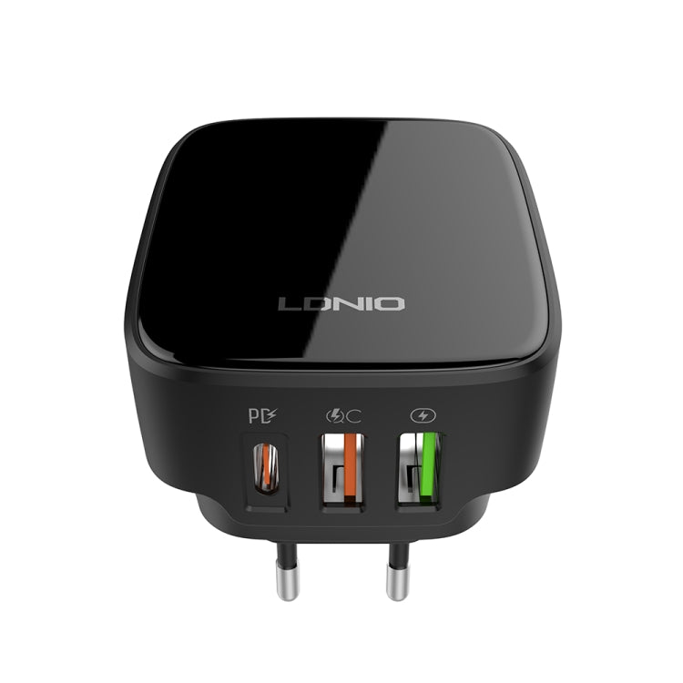 LDNIO Q334 32W Type-C + Dual USB Port Charger with 1m USB-C / Type-C Data Cable, EU Plug, UK Plug, US Plug