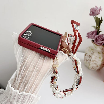Sketch Flower Pattern Phone Case with Scarf Bracelet, For Galaxy Z Flip8 5G, For Samsung Galaxy Z Flip7 5G, For Samsung Galaxy Z Flip6, For Samsung Galaxy Z Flip5, For Samsung Galaxy Z Flip4