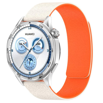 Cloud Wood Grain Silicone Magnetic Watch Band, 22mm