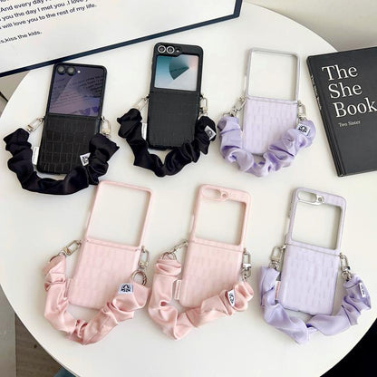 Crocodile Pattern Side Buckle PC Phone Case with DIY Fabric Chain, For Samsung Galaxy Z Flip6 5G / Flip7 FE, For Samsung Galaxy Z Flip7 5G, For Samsung Galaxy Z Flip5 5G