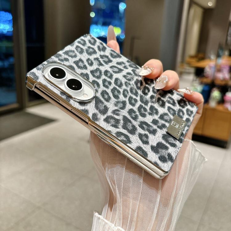 Nameplate Electroplated Central Axis Magnetic Silver Fog Leopard Print Phone Case, For Galaxy Z Fold8 5G
