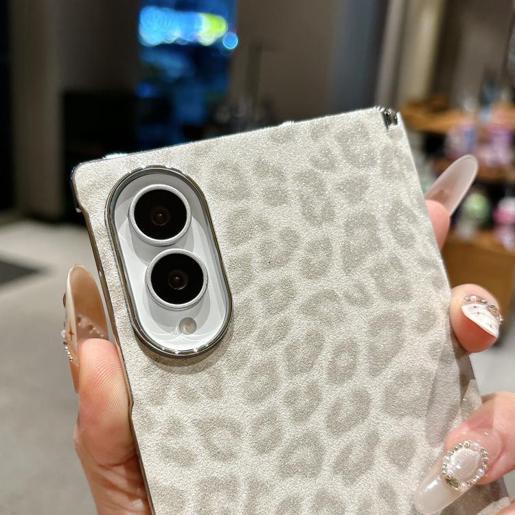 Nameplate Electroplated Central Axis Magnetic Silver Fog Leopard Print Phone Case, For Galaxy Z Fold8 5G