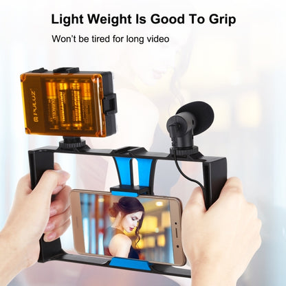 PULUZ 4 in 1 Vlogging Live Broadcast LED Selfie Light Smartphone Video Rig Kits with Microphone + Tripod Mount + Cold Shoe Tripod Head for iPhone, Galaxy, Huawei, Xiaomi, HTC, LG, Google, and Other Smartphones, 4-in-1(Blue), 4 in 1