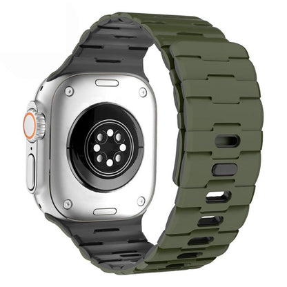 Horse-Embossed Single-Pin Magnetic Silicone Watch Band