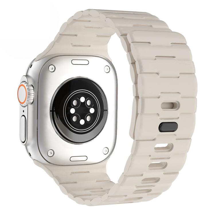 Horse-Embossed Single-Pin Magnetic Silicone Watch Band