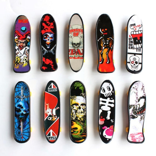 10 mini skateboards à doigts, jouets de sport créatifs pour le bout des doigts, style aléatoire, 10 mini skateboards à doigts