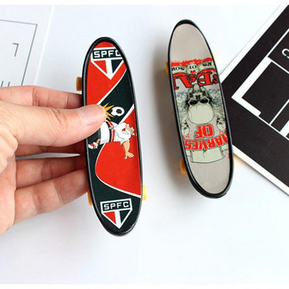 10 PCS Mini Finger Skateboard Creative Fingertip Sports Toys, Random Style Delivery, 10 PCS Mini Finger Skateboard