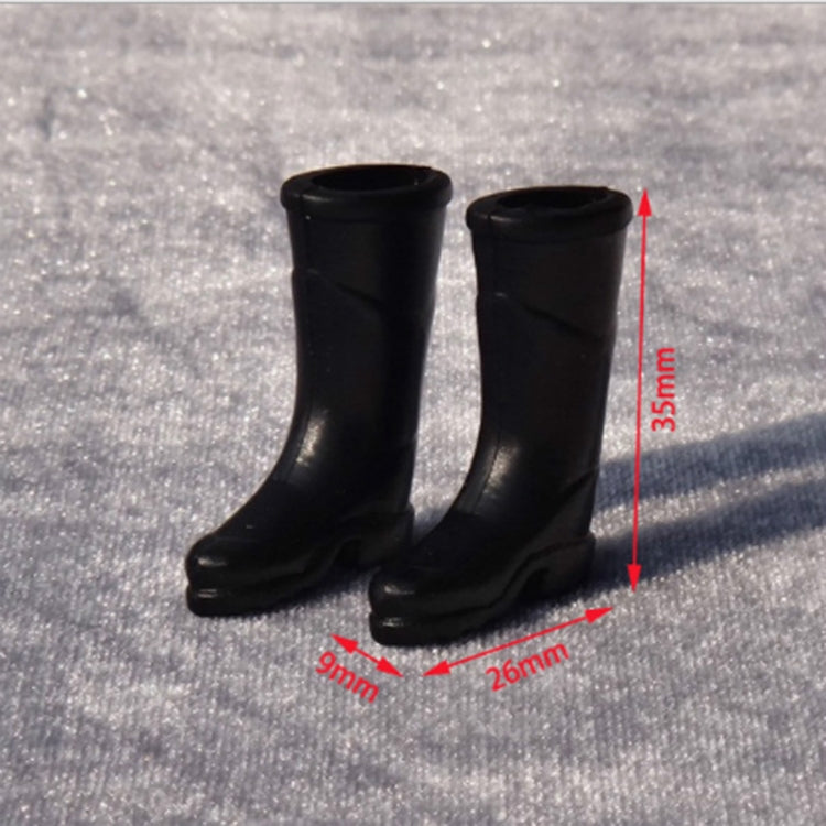 3 Paires 1:12 Maison de Poupée Modèle de Simulation Mini Accessoires Plastique Bottes de Pluie à Tube Long, 3 Paires Bottes de Pluie à Tube Long
