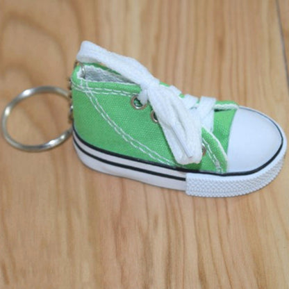 2 mini porte-clés pendentifs en toile de chaussures de simulation