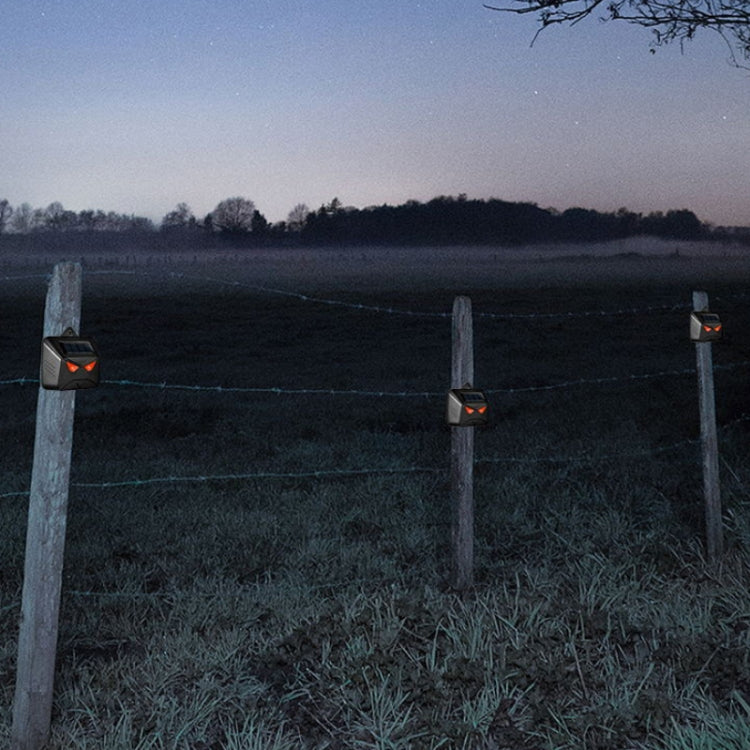 209A Solar High Frequency Flash Nocturnal Animal Repeller